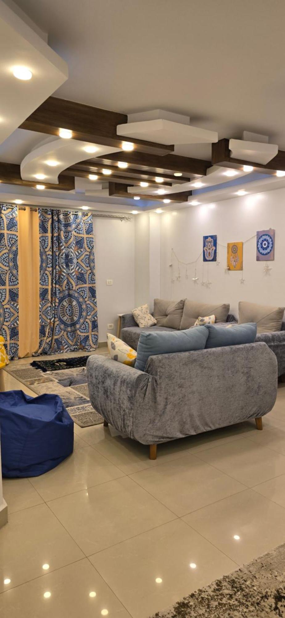 Apartment Your *